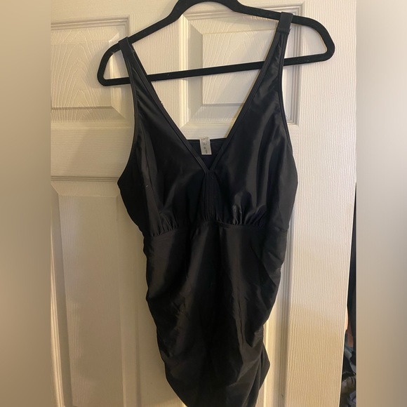 Bathing suit top - Picture 1 of 1